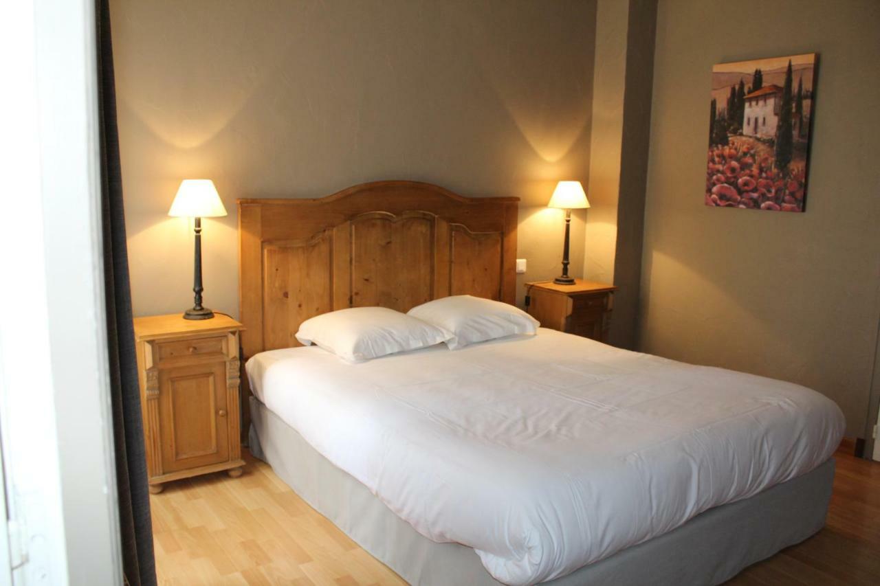 Logis Le Quai Fleuri Hotell Les Villages Voveens Eksteriør bilde